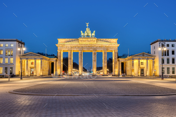 The illuminated Brandenburg Gate