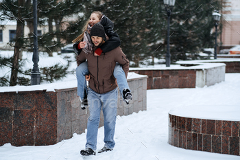 Launch air Valentines Day Date Ideas for Couples. Iciness fancy memoir. Wintry season relationship for couples