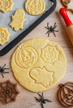 Preparation of festive cookies for baking in the oven.