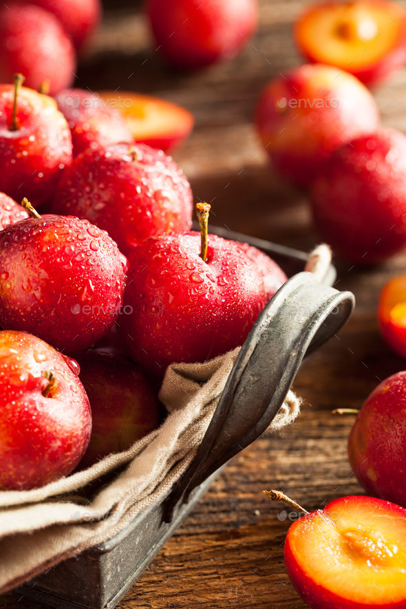 Uncommon Uncooked Natural Cherry Plums