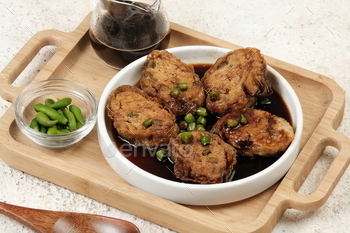 Gohyong or Ngo Hiang, Made From Minced Hen with Spices , Served with Although-provoking Bitter Sauce.